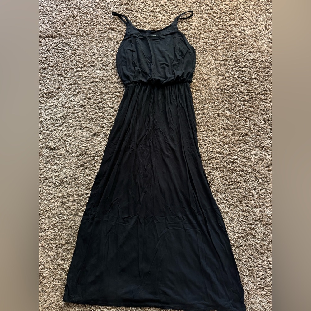 Olivia Rae Black Maxi Dress